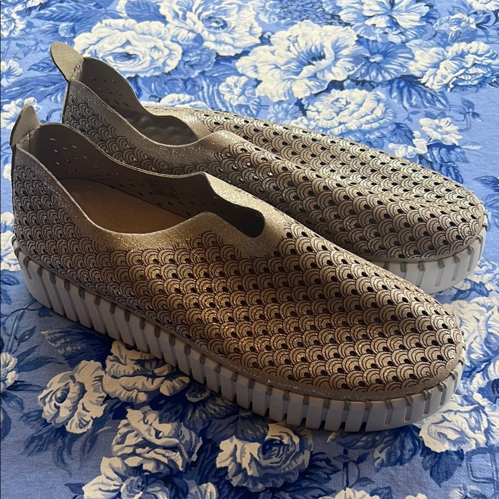 NIB Ilse Jacobsen size40 loafer